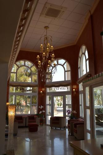 Hotel Versalles