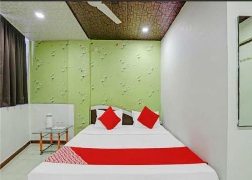 Hotel Once