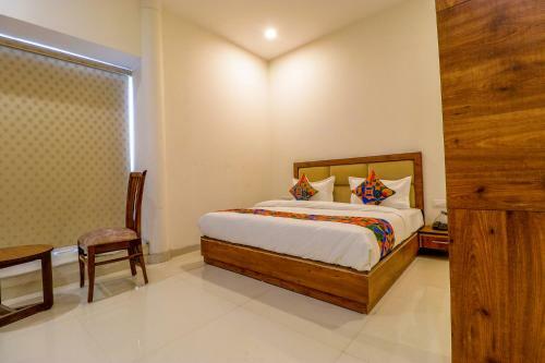 Fabhotel Prime Parisar