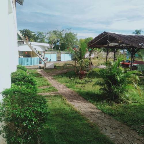 Albergue Lake House Resort Room 4