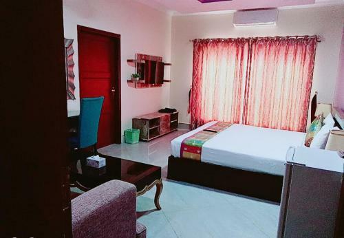 Pace View Hotel Gulberg