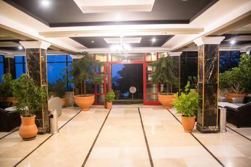 Metropole Hotel
