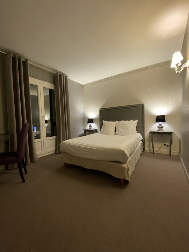 Inter-hotel M�di�val