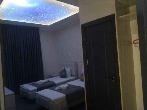 Tashrif Hotel