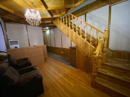 Old Inn Hostel