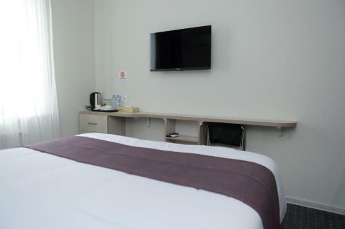 Sharaf Hotel