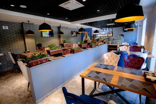 Sharaf Hotel