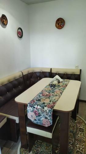 Apartment Near Farkhadskiy Bazar