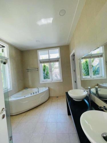 Villa Sealinks 3pn M?i N�