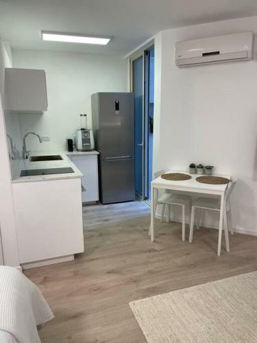 Studio Apartment In Herzliya Near The Beach