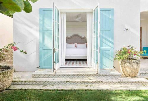 Villa Rosalita, Harbour Island, Bahamas