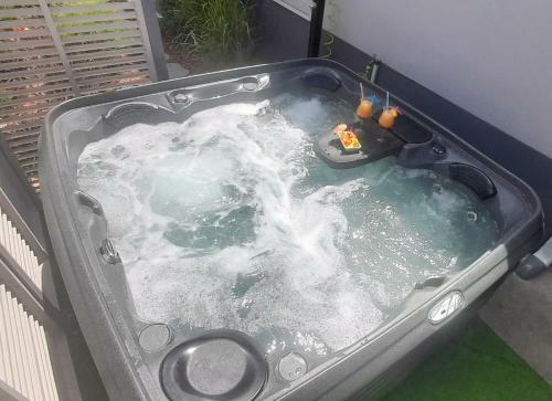 Bungalow Ti Garden Et Son Jacuzzi Priv� � Ste Luce