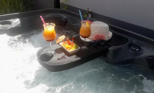 Bungalow Ti Garden Et Son Jacuzzi Priv� � Ste Luce