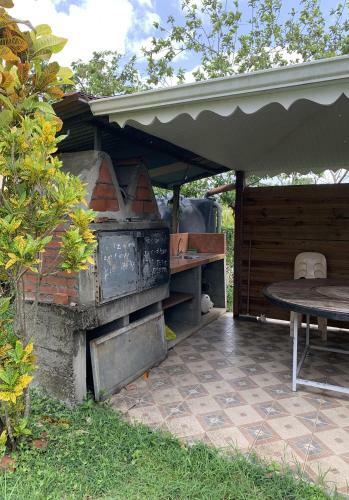 Apartamento H�bergement Mouchas F4 - Dans Villa Les Polycias