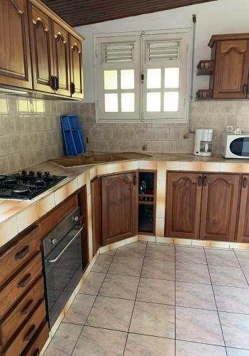 Apartamento H�bergement Mouchas F4 - Dans Villa Les Polycias