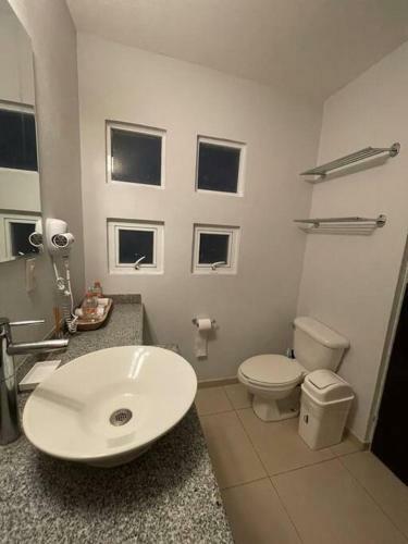 Villa Poncho�s Beach House - Acapulco Diamante