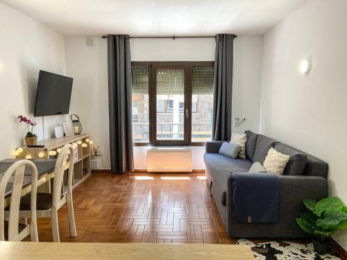 Apartamento Wooden- Apt Encamp Centro, Wifi + Parking Gratis