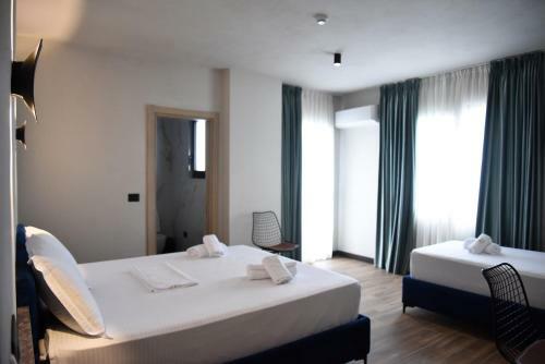 Gogo's Boutique Hotel