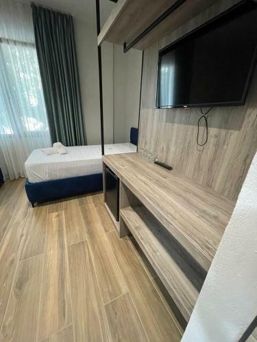Gogo's Boutique Hotel
