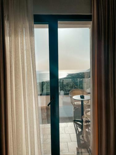 Gogo's Boutique Hotel