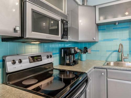 Sandpiper Beachfront Condos By Bender Vacation Rentals