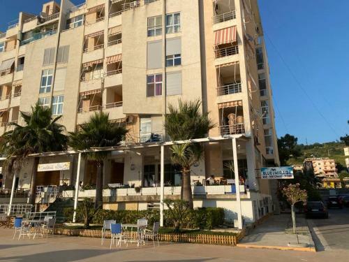 Apartment By The Sea