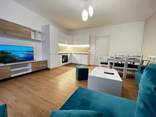 Palm Trees Apartment Durres