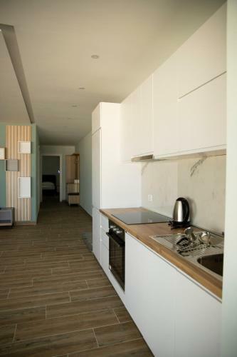 Lr Apartment 2-bedrooms Beautiful Sea View