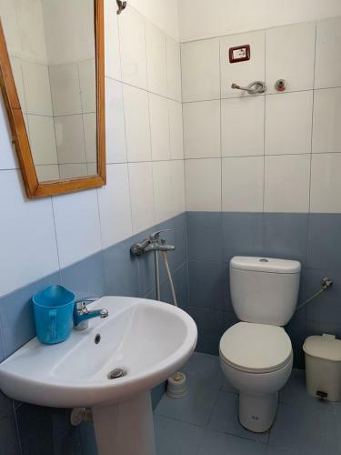 Hostal Guest House Begaj