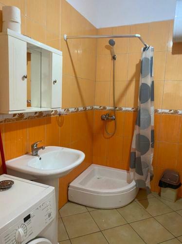 Ares Apartment