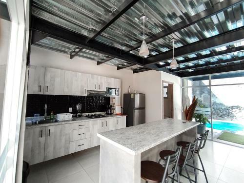 Casa Con Alberca Dentro de Ex-hacienda En Atlixco