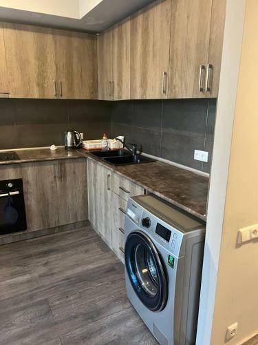 2 Bedroom Apartment With Amazing View