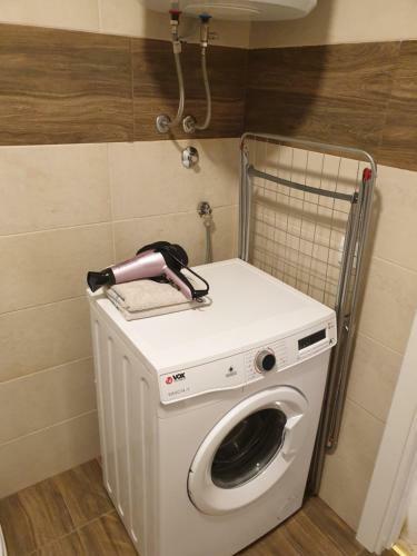 Elena Apartman