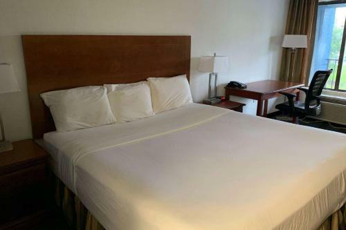 Hotel Travelodge By Wyndham Mobile Al