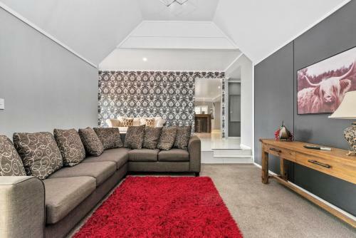 M?nawa On Kawaha - Kawaha Point Holiday Home