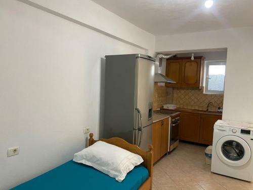 Anesti Apartment