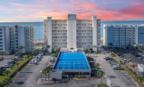 Apartamento The Enclave #1006