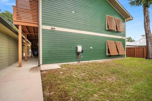 Bear Pt Pet Friendly Retreat