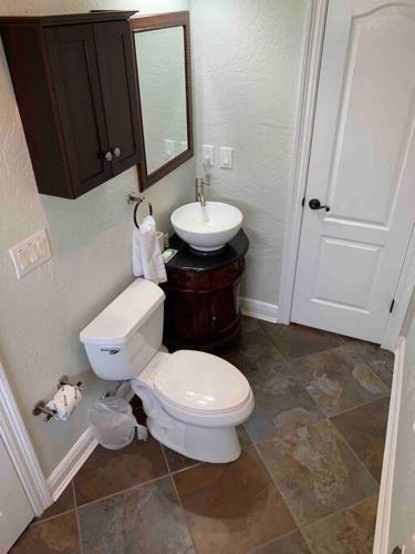 Bear Pt Pet Friendly Retreat