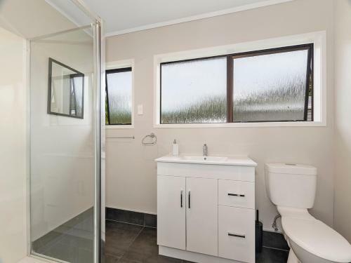 Charmed On Molesworth - Mangawhai Holiday Home
