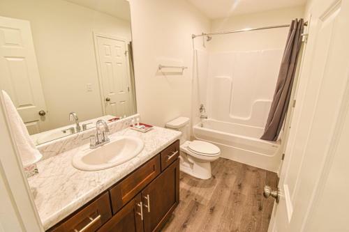 Charming & Comfy - Close To Stadium & Campus - Parents - Game Weekend