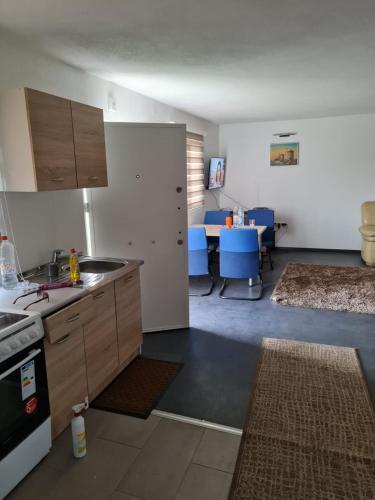 Apartamento Ku?a Za Odmor (House For Vacation)