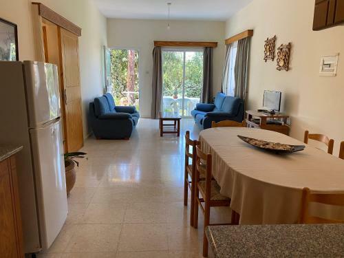 Kritos Apartments