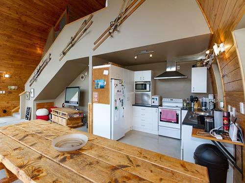 Waimarino Lodge - National Park Holiday Home