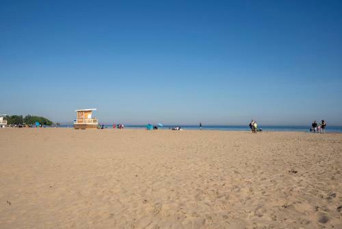 Cute 2-story, 2-bdrm Loft, Mins To Beach And Lake