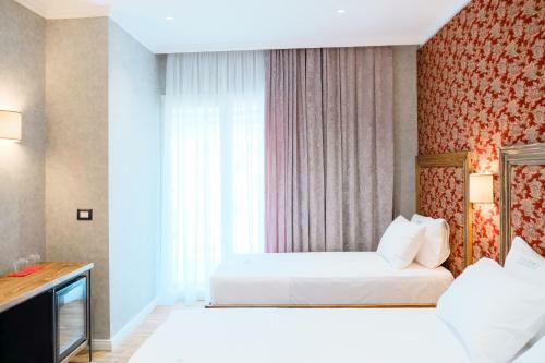 Ledina Hotel