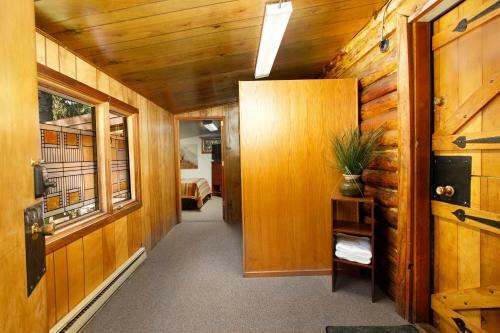 Alpine Meadows Log Cabin