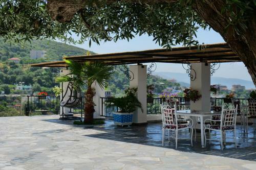 Bed & Breakfast Vila Panorama Piqeras