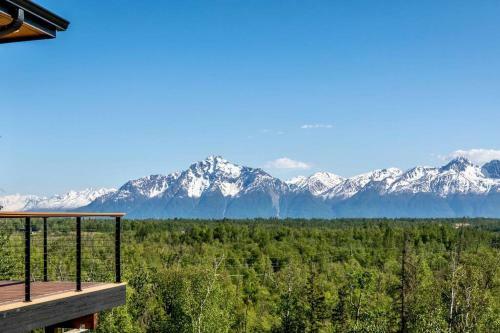 Villa Luxury Living At The Eagles Perch Palmer Ak