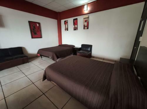Oyo Hotel Olhe
